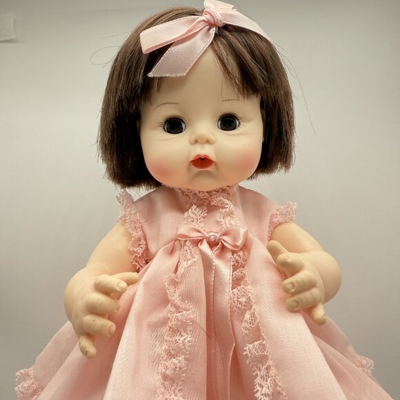 Madame Alexander Sweet Tears Doll #3627 From 1965 - Picture 2 of 9